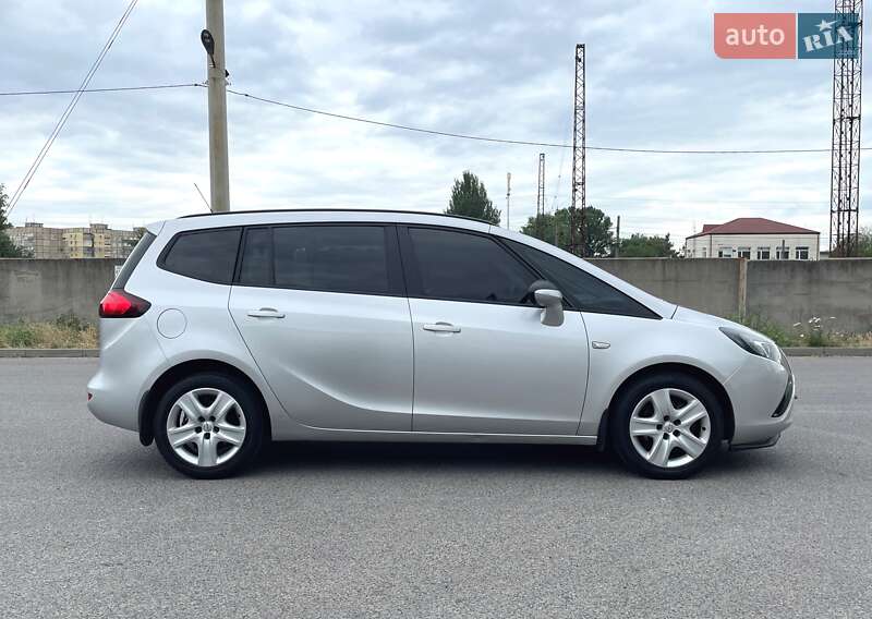 Минивэн Opel Zafira Tourer 2014 в Днепре фото 8 Минивэн Opel Zafira Tourer 2014 в Днепре