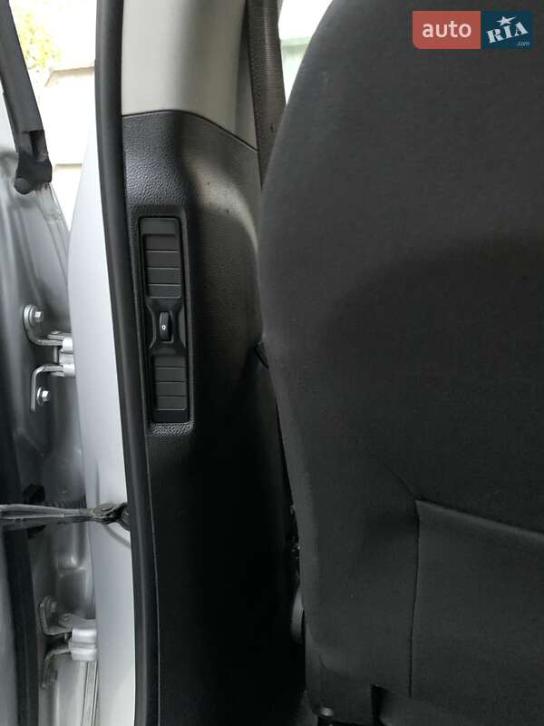 Минивэн Opel Zafira Tourer 2014 в Днепре фото 23 Минивэн Opel Zafira Tourer 2014 в Днепре