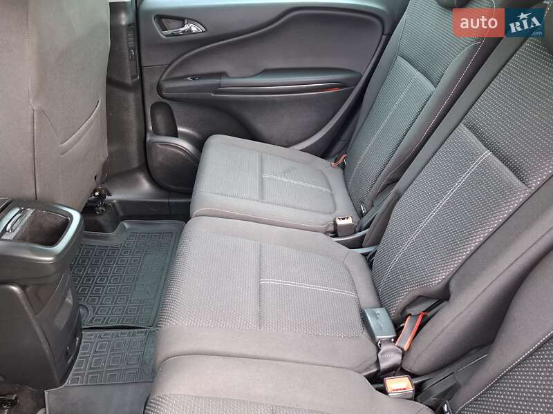 Мінівен Opel Zafira Tourer 2014 в Тернополі