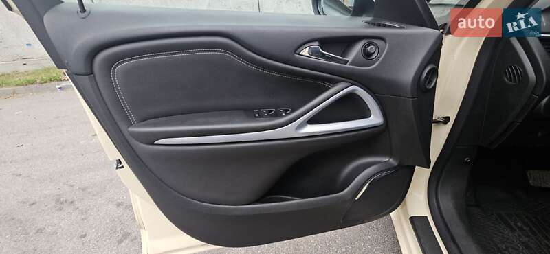 Минивэн Opel Zafira Tourer 2017 в Киеве