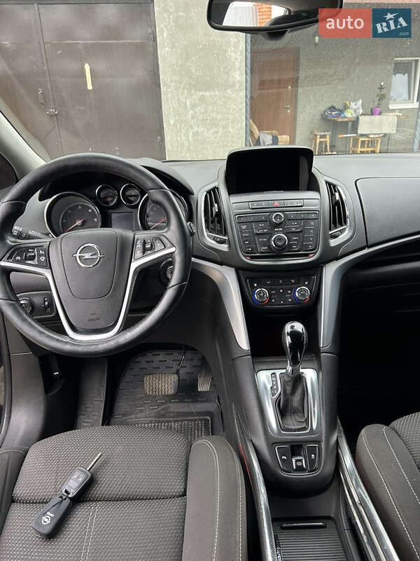 Минивэн Opel Zafira Tourer 2012 в Кропивницком фото 8 Минивэн Opel Zafira Tourer 2012 в Кропивницком