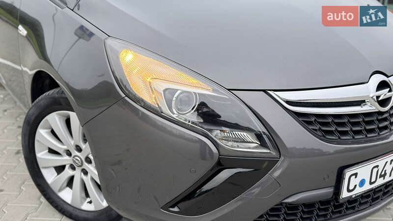 Мінівен Opel Zafira Tourer 2012 в Вінниці