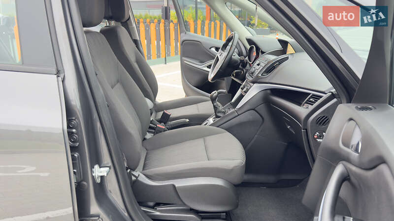 Мінівен Opel Zafira Tourer 2012 в Вінниці
