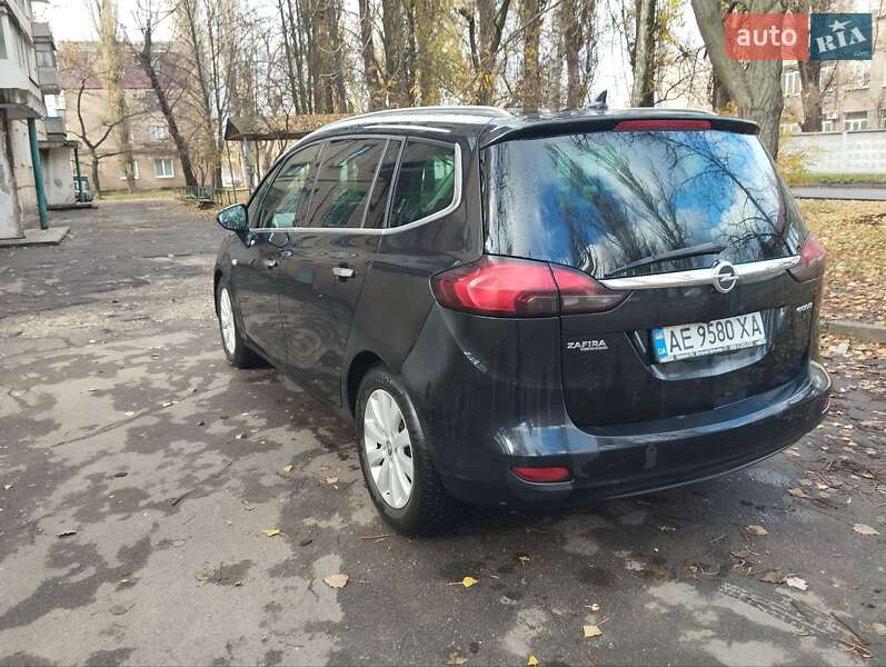 Минивэн Opel Zafira Tourer 2012 в Кривом Роге