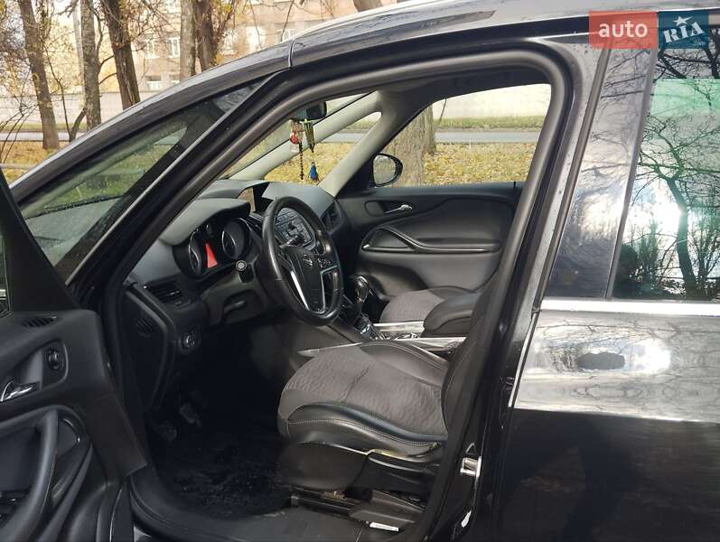 Минивэн Opel Zafira Tourer 2012 в Кривом Роге