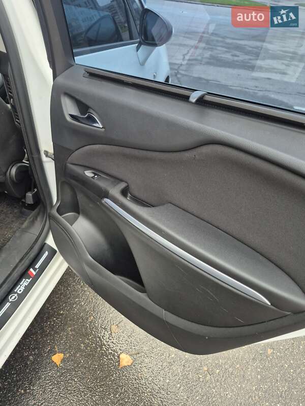 Мінівен Opel Zafira Tourer 2016 в Києві фото 10 Мінівен Opel Zafira Tourer 2016 в Києві