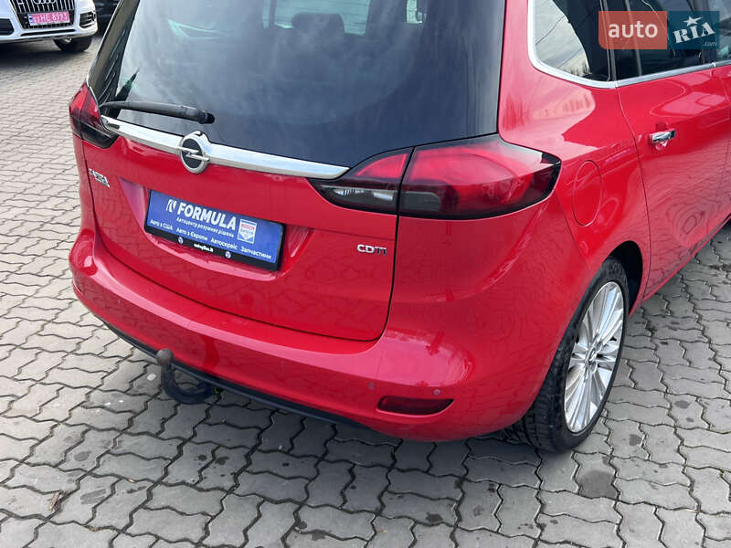 Минивэн Opel Zafira Tourer 2012 в Нововолынске