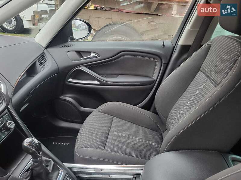 Минивэн Opel Zafira Tourer 2015 в Виннице фото 6 Минивэн Opel Zafira Tourer 2015 в Виннице