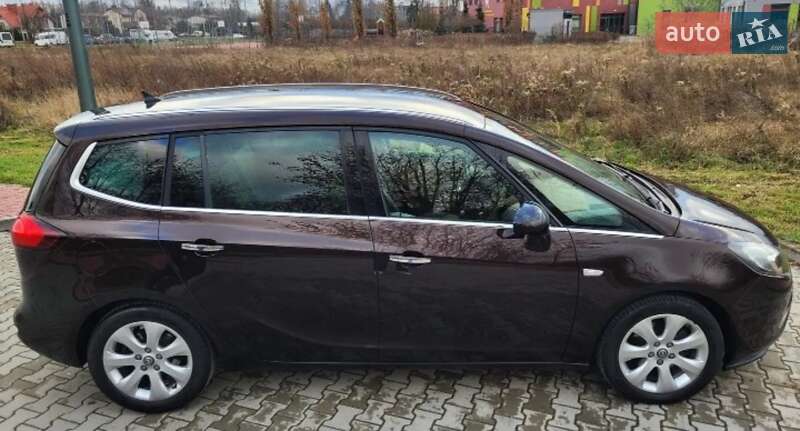 Минивэн Opel Zafira Tourer 2012 в Полтаве фото 6 Минивэн Opel Zafira Tourer 2012 в Полтаве