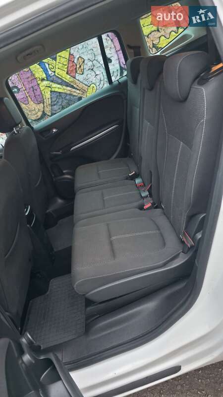 Минивэн Opel Zafira Tourer 2013 в Сумах фото 26 Минивэн Opel Zafira Tourer 2013 в Сумах