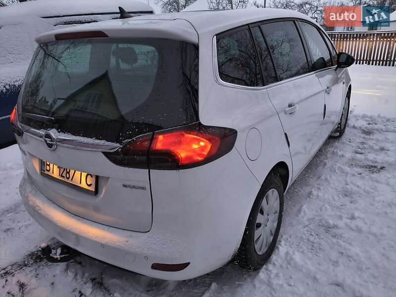 Мінівен Opel Zafira Tourer 2015 в Лубнах