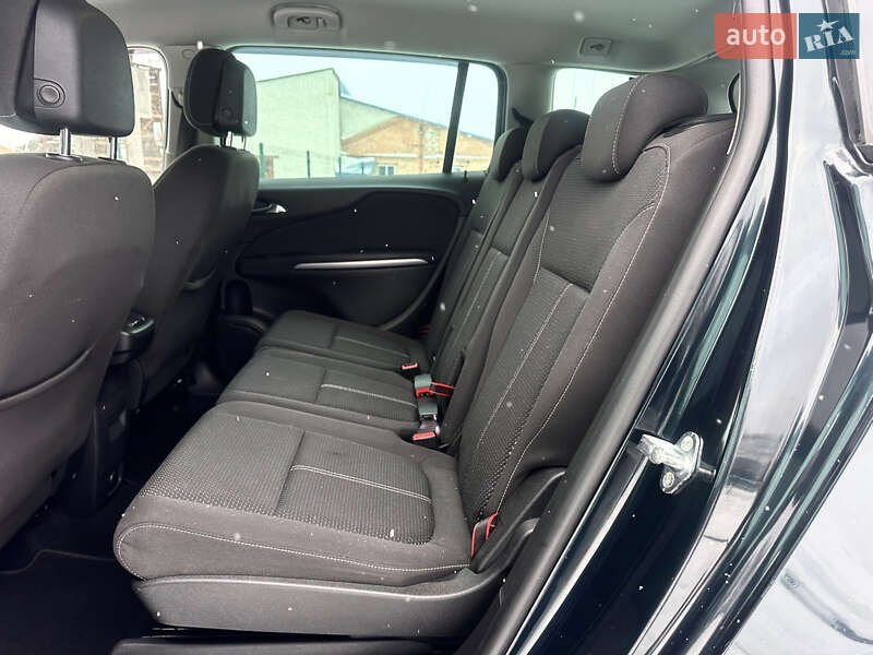 Мінівен Opel Zafira Tourer 2015 в Житомирі