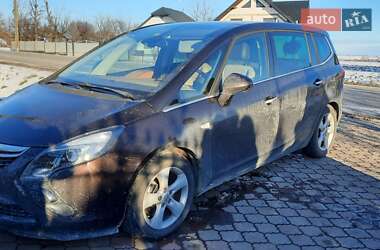 Минивэн Opel Zafira Tourer 2012 в Глыбокой
