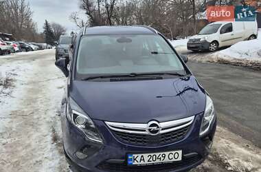 Минивэн Opel Zafira Tourer 2016 в Киеве