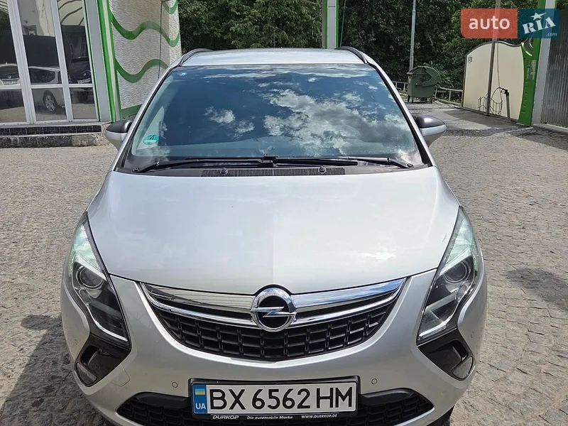 Opel Zafira Tourer