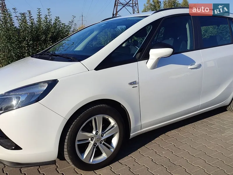 Opel Zafira Tourer