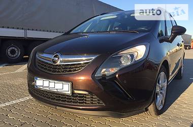 Opel Zafira 2012