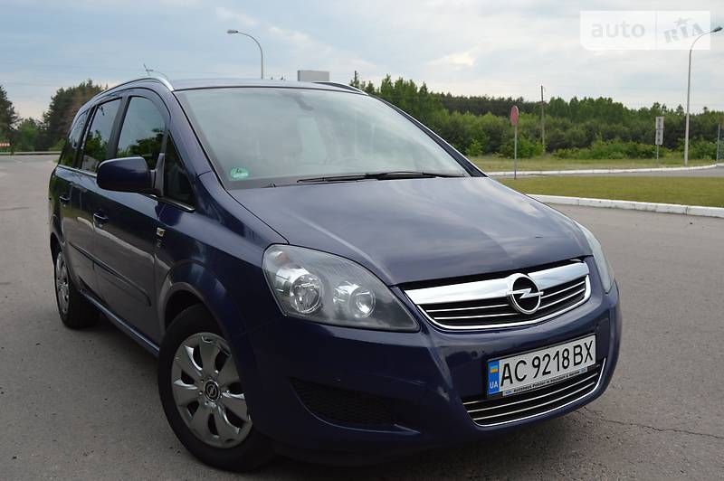 Минивэн Opel Zafira 2010 в Ковеле