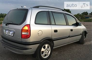 Мінівен Opel Zafira 2001 в Карлівці