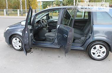 Минивэн Opel Zafira 2011 в Сумах