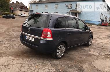 Минивэн Opel Zafira 2011 в Луцке