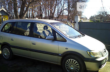 Мінівен Opel Zafira 2005 в Чернівцях