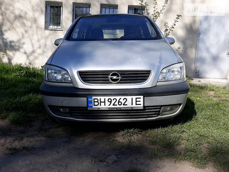 Минивэн Opel Zafira 2002 в Одессе
