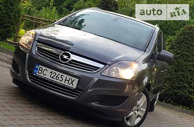 Минивэн Opel Zafira 2011 в Дрогобыче