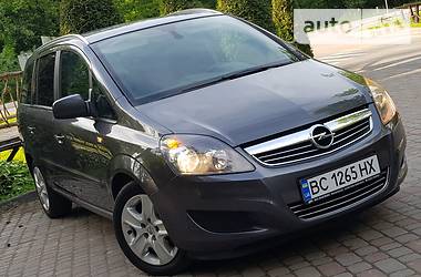 Минивэн Opel Zafira 2011 в Дрогобыче