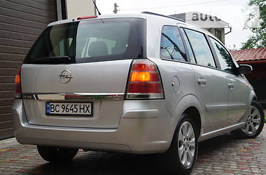 Минивэн Opel Zafira 2007 в Дрогобыче