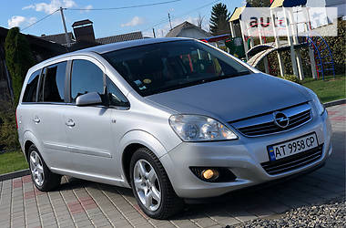 Универсал Opel Zafira 2009 в Коломые