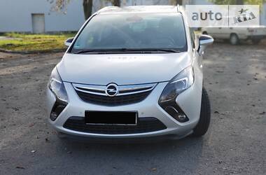 Opel Zafira 2015