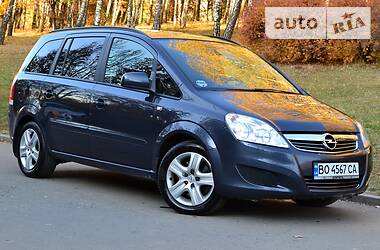 Минивэн Opel Zafira 2010 в Тернополе