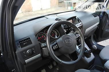 Универсал Opel Zafira 2011 в Бердичеве