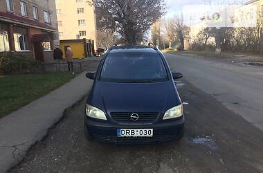 Минивэн Opel Zafira 2002 в Киеве