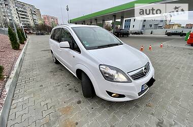 Мінівен Opel Zafira 2012 в Рівному