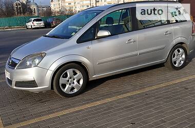 Минивэн Opel Zafira 2007 в Луцке