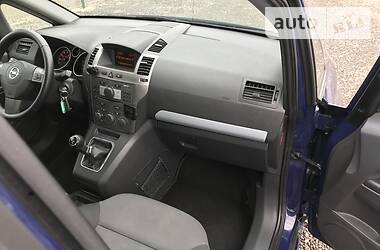 Минивэн Opel Zafira 2007 в Староконстантинове