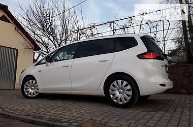 Універсал Opel Zafira 2013 в 