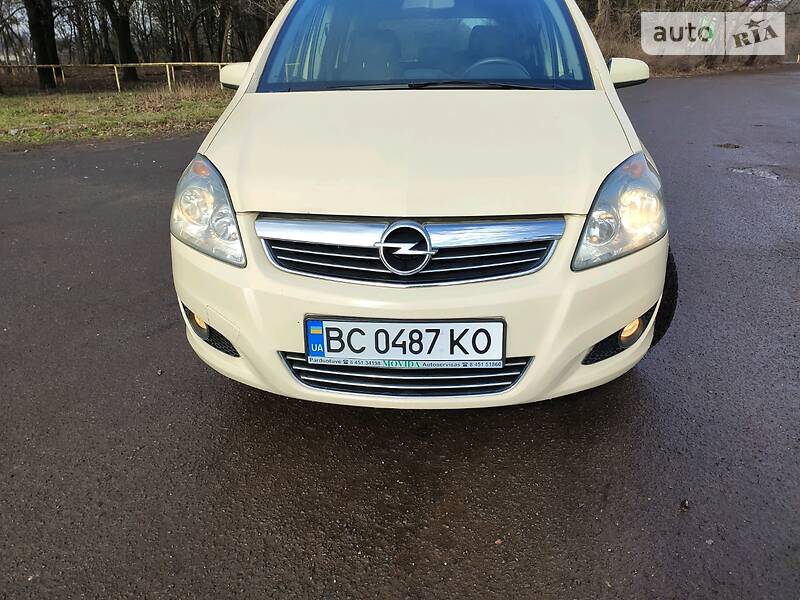 Мінівен Opel Zafira 2009 в Львові