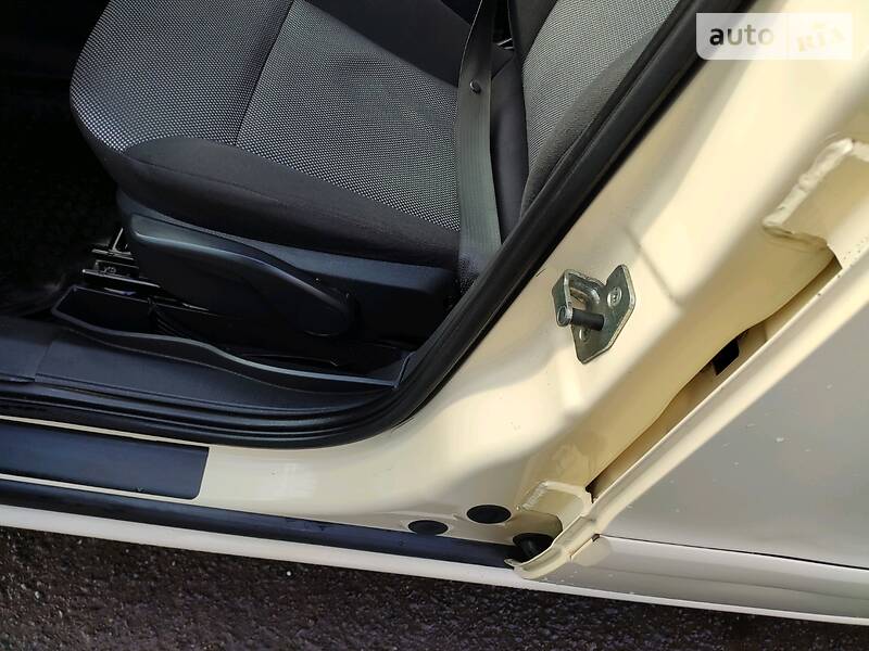 Мінівен Opel Zafira 2009 в Львові