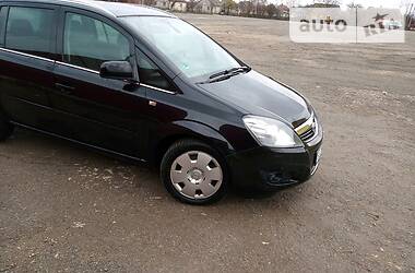 Минивэн Opel Zafira 2011 в Кременце