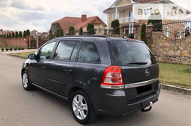 Мінівен Opel Zafira 2009 в 