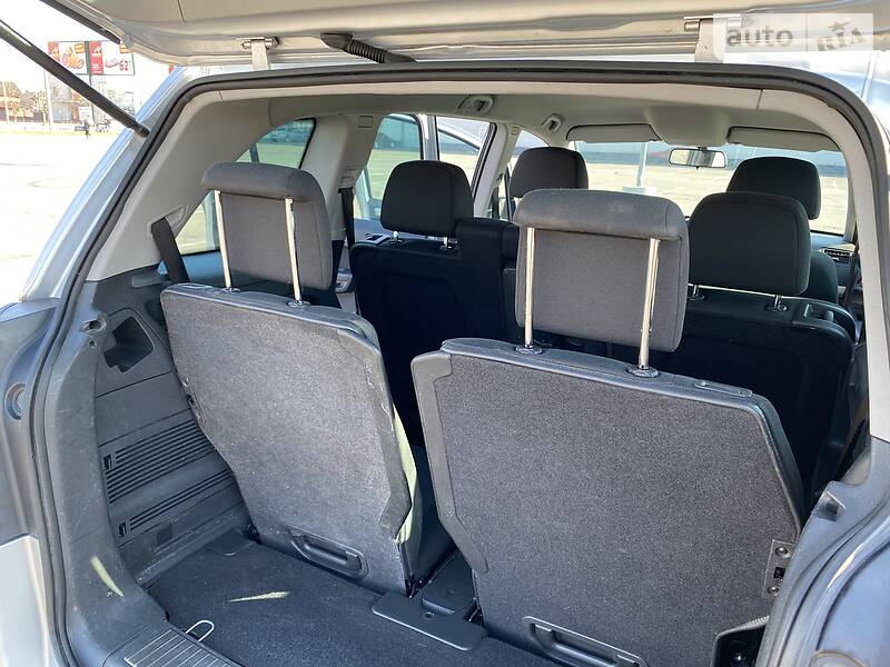 Мінівен Opel Zafira 2008 в Рівному