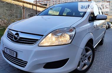 Універсал Opel Zafira 2008 в 