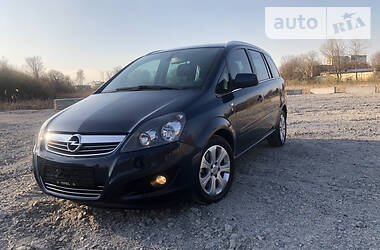 Минивэн Opel Zafira 2011 в Житомире