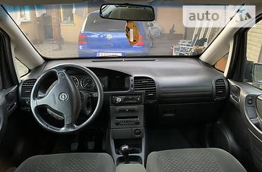 Мінівен Opel Zafira 2003 в 
