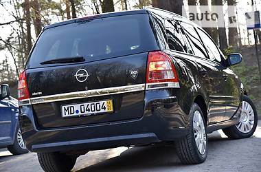 Минивэн Opel Zafira 2013 в Дрогобыче