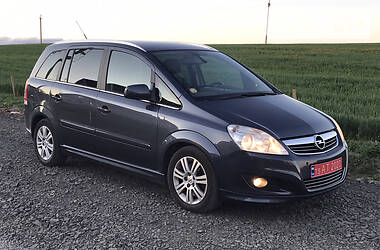 Opel Zafira 2010 Opel Zafira 2010