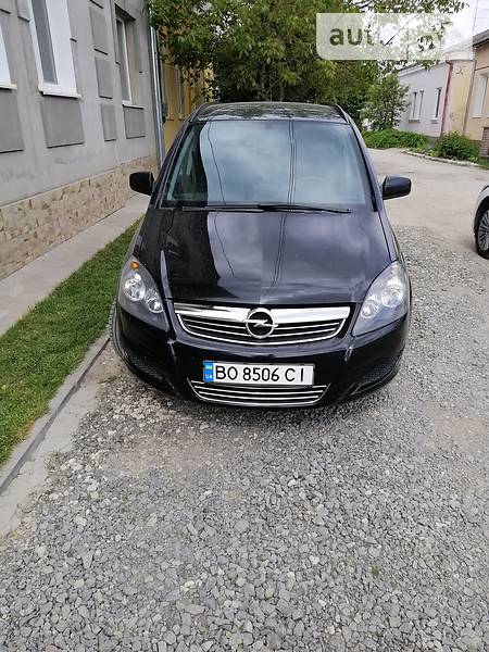 Універсал Opel Zafira 2011 в 